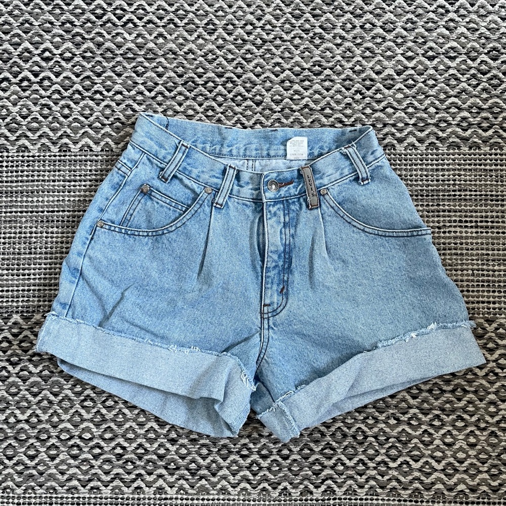 Vintage Levi’s High Waisted Shorts